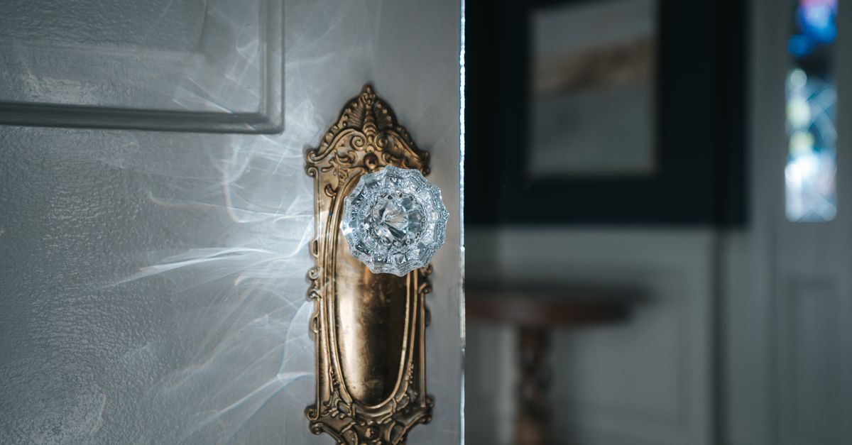 Door Knob Lock Replacement — Oliver Locksmith