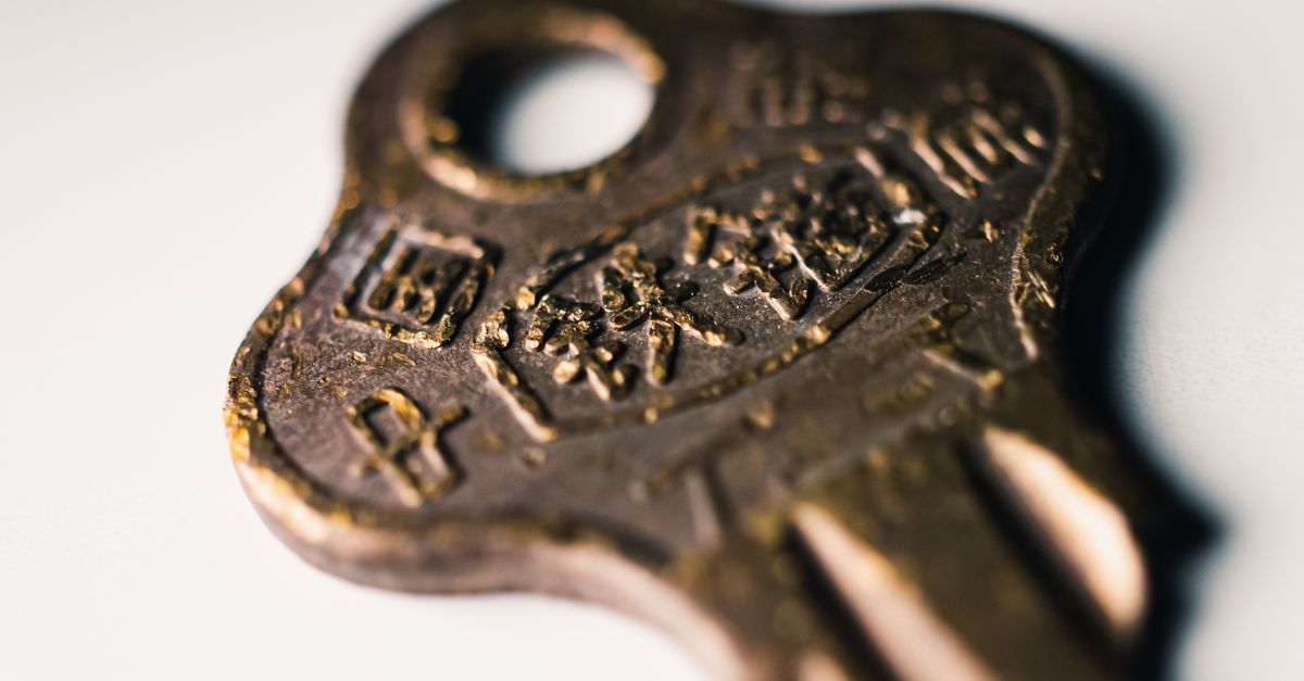 locksmith service technician — Oliver Locksmith