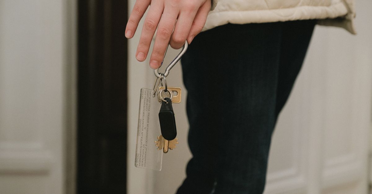 locksmith shop keys — Oliver Locksmith