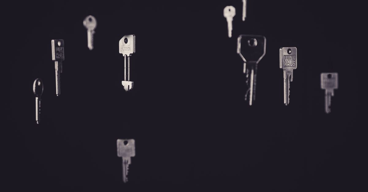 Restricted-key locks that a hardware store can't copy — Oliver Locksmith