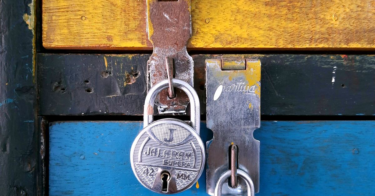 What Our 24-Hour Emergency Locksmith Service Actually Covers — Oliver Locksmith
